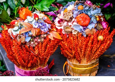 Typical Rustic Flower Wreath - Photo