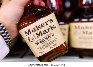 Tyumen, Russia-april 21, 2021: Makers Mark, A Popular Kentucky Straight Bourbon Whisky, On A Retail Store Shelf.