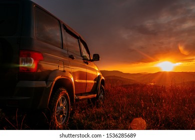 
UAZ Patriot in the foothills of Altai