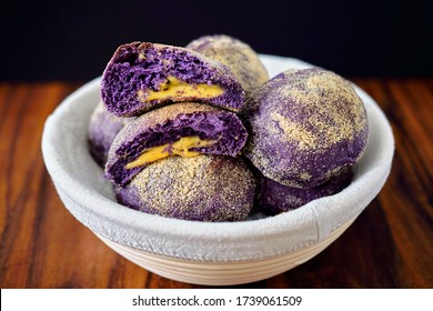 Ube Cheese Pandesal / Purple Yam Bread Rolls