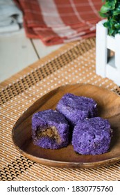 Ube Suman With Sweetened Coconut Inside