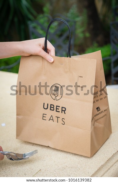 uber eats paper bolsa