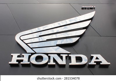 Honda Wings Images Stock Photos Vectors Shutterstock