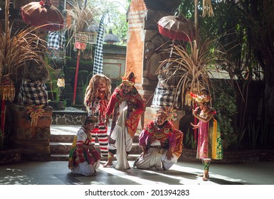 UBUD, BALI, INDONESIA - APRIL 08: Barong Dance show, the traditional balinese performance on April 08, 2012 in Ubud, Bali, Indonesia.
