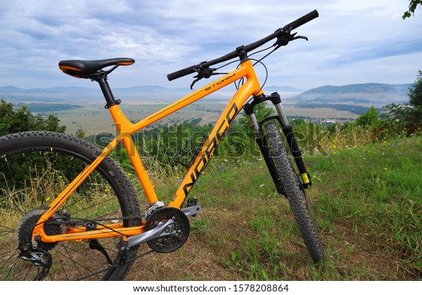 norco storm mountain bike