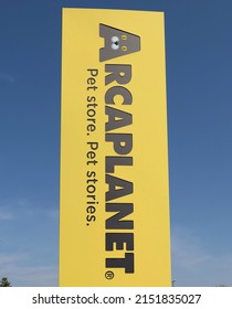 Udine, Italy. April 30, 2022. Arcaplanet Signboard Outside The Local Shop. It's Part Of An Italian Chain Store Specialized In Care, Food And Accessories For Pets