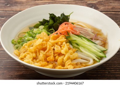 Udon Noodles With Bits Of Deep-fried Tempura Batter