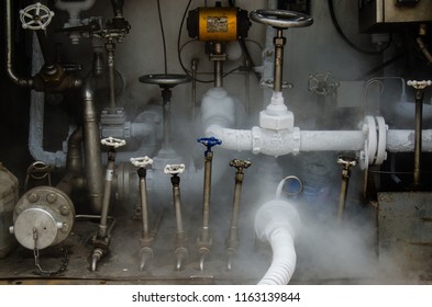 276 Liquid Nitrogen Truck Images, Stock Photos & Vectors | Shutterstock