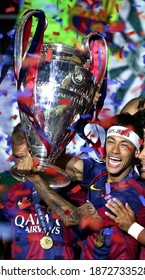 UEFA Champions League Final - Juventus Vs Barcelona - 
Berlin - Olympiastadion - 06-06-2015
Neymar Lifts The Trophy