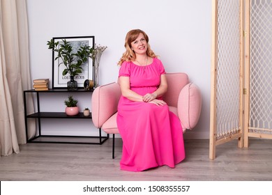 Ugly Fat Brunette Pregnant Woman In The Living Room