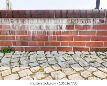 Ugly Wall Efflorescence