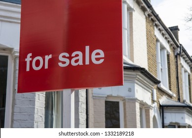 UK House 'for Sale' Sign