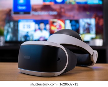 UK, Jan 2020: Sony Playstation VR Virtual Reality Headset For Gaming In Home Setting