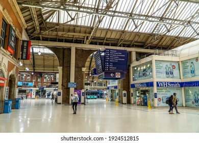 UK, London - February 20 2021: Victoria Train Station, Quiet During The London Lockdown And Coronavirus Pandemic