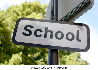 A UK Outdoor School Sign