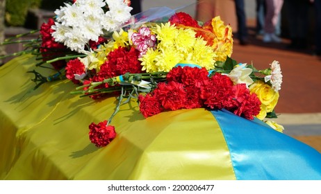 10,811 Soldier funeral Images, Stock Photos & Vectors | Shutterstock