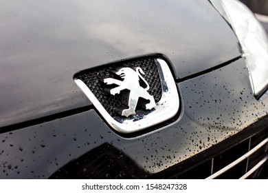 2,702 Peugeot logo Images, Stock Photos & Vectors | Shutterstock