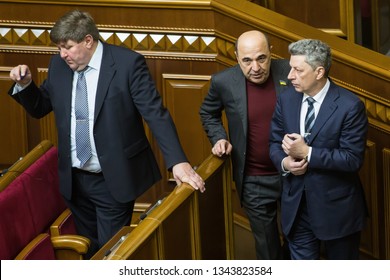 Ukrainian Lawmakers Vadim Rabinovich And Yuriy Boyko Attend A Parliament Session In Kiev, Ukraine. March 17, 2016.