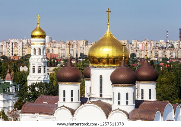 Ukrainian\
Orthodox Church of the Moscow Patriarch. The inscription on the\
tower of the temple: Holy Dormition Odessa Patriarchal Monastery -\
the name of the main Orthodox church of\
Odessa
