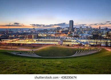 UK,South Yorkshire, Sheffield, City Centre At Night From Sheaf Valley Park