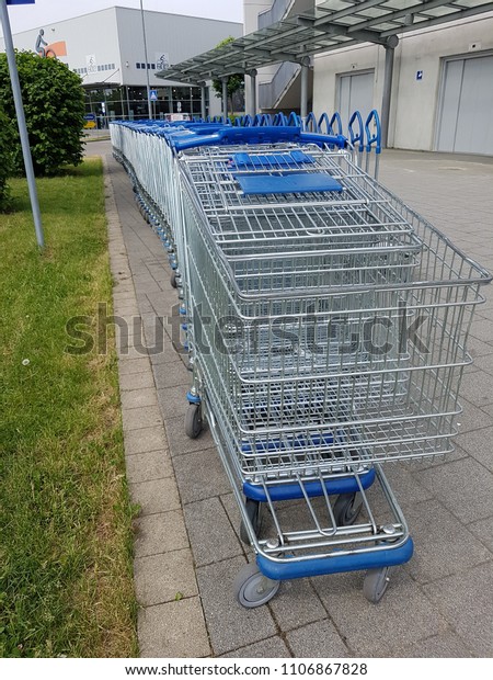 ULM, GERMANY - MAY 20\
, 2018: trolley with an Ikea sign. IKEA is the world\'s largest\
furniture retailer.