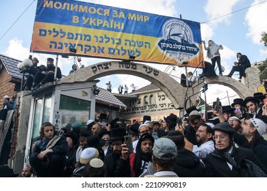 Ultra-Orthodox Jewish Pilgrims Pray At The Tomb Of Rabbi Nachman Of Breslov During The Celebration Of Rosh Hashanah Holiday, The Jewish New Year, In Uman, Ukraine September 25, 2022