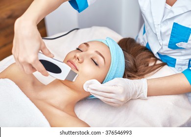 Ultrasonic Face Cleaning, Peeling, In A Beauty Salon