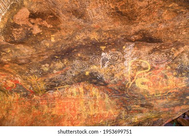 Uluru, Northern Territory, Australia - Aug 24, 2019: Aboriginal Rock Art In Mutitjulu Cave Or Kulpi Mutitjulu, Anangu Families Caves, Along Kuniya Walk In Uluru-Kata Tjuta National Park.