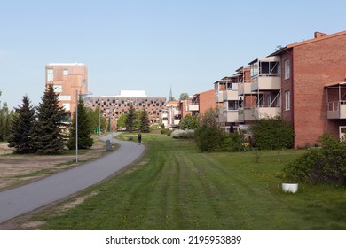 UMEA, SWEDEN ON JUNE 02. View Of A Modern Urban Living Close To The Center On June 02, 2016 In Umea, Sweden. Apartments, Academy Of Fine Arts, Park, Walkway And Sunshine.