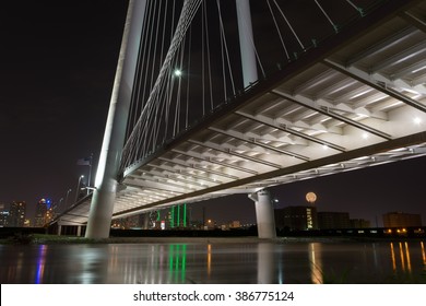 Under A Bridge Arcroos The Trinity River In Dallas Texas