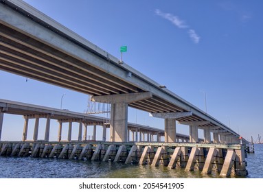 677 Hump bridge Images, Stock Photos & Vectors | Shutterstock