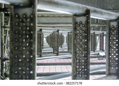 Under step pattern.