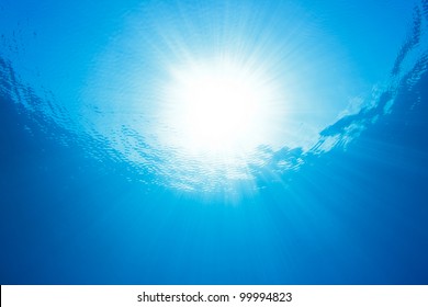 Under Water Light Rays