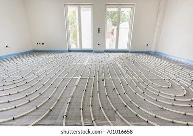 Fußbodenheizung im Bau eines neuen Wohnhauses
