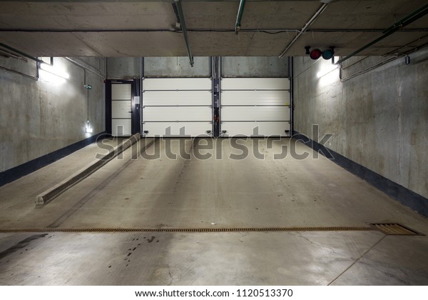 Underground Car Parking Modern House Nobody Buildings Landmarks