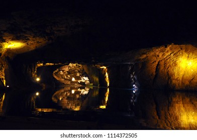 Saint-Léonard Underground Lake