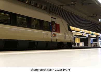 Underground Railway Station At Zürich Main Railway Station On An Early Winter Morning. Photo Taken February 7th, 2022, Zurich, Switzerland.