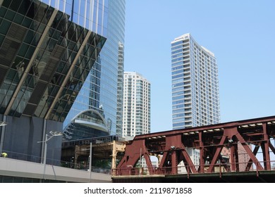 Underneathe Abridge During Chicago River Boat Tours In Downtown Chicago