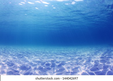 Underwater Background in the Sea