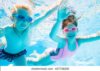 Underwater Photo Little Kids Swimming Pool Stock Photo 657728200 ...