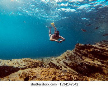 121,582 Man Swimming Sea Images, Stock Photos & Vectors | Shutterstock