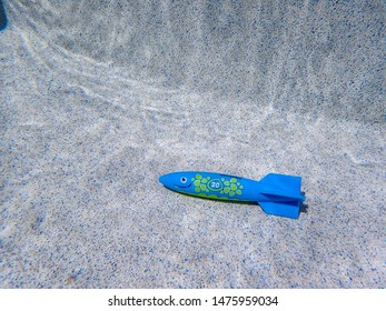 underwater torpedo toy