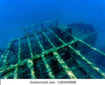18,746 Underwater wrecks Images, Stock Photos & Vectors | Shutterstock