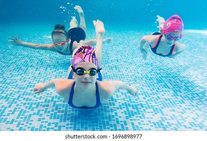 Underwater Photo Young Friends Swimming Pool Stock Photo (Edit Now ...