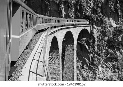 Unesco train trip over the Landwater-Bridge near Tiefencastle in the Swiss Alps