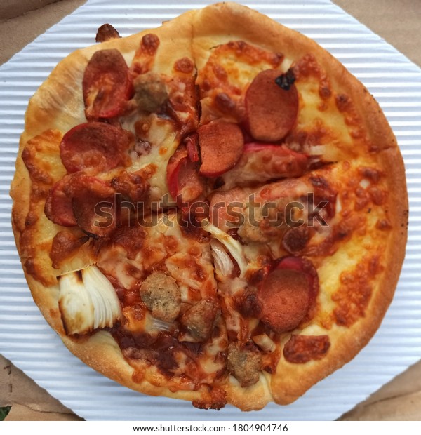 Hut meat isi pizza lovers Pizza Hut's