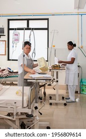 Unidentified Nurses In A Rural Hospital In Raxaul, Bihar State, India, Circa Nov. 2013