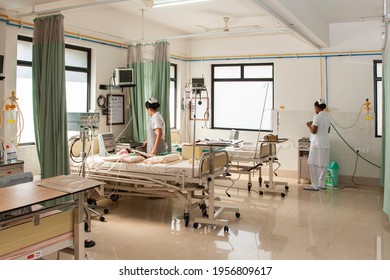 Unidentified Nurses In A Rural Hospital In Raxaul, Bihar State, India, Circa Nov. 2013