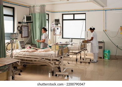 Unidentified Nurses In A Rural Hospital In Raxaul, Bihar State, India, Circa Nov. 2013