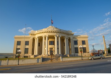 Union, South Carolina , USA - November 29, 2014: Union County Courthouse 